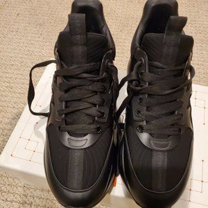 Alexander McQueen Sneakers Oversized Runner Size 42